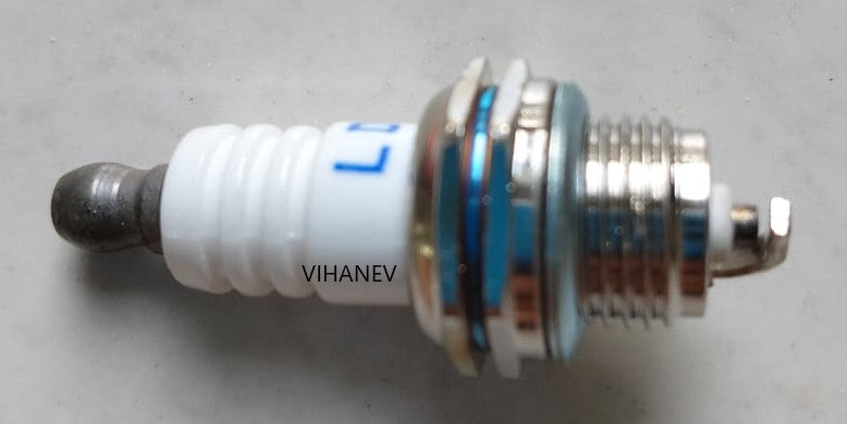 49cc Petrol Dirt/Pocket Bike Spark Plug Compatible to L7TM / L7T / BM6A / M7 / CJ8 Suitable for Trimmer, Blower, Chainsaw, Brushcutter, Gas Scooters, Pocket Bikes, ATV etc - LWH 1.9*1.9*4.9 Cms