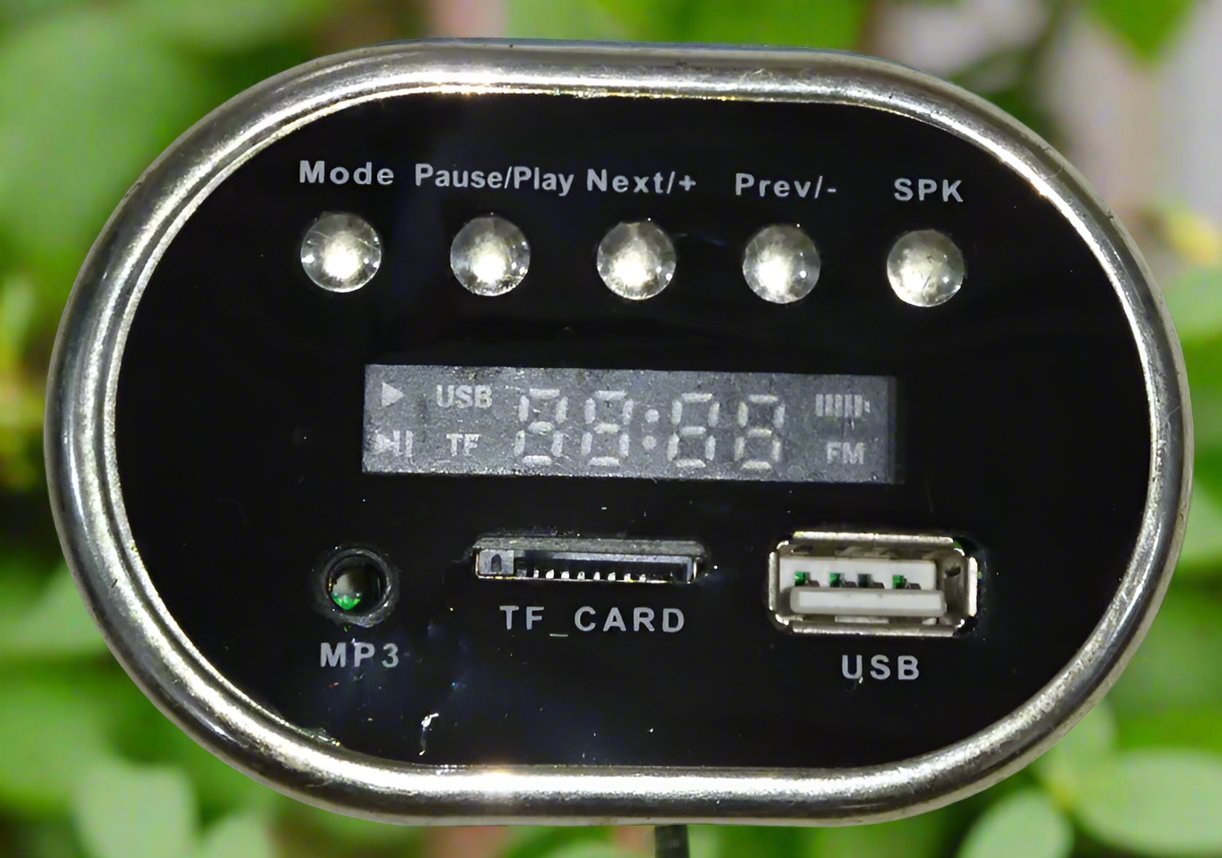 12V Music player with Display - 2 sockets MP3 22