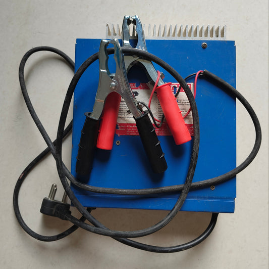 48V 10A E Rickshaw, E Scooter charger - Make in India (Suitable for Lead Acid and Li-ion battery) - OLD stock hence Cheaper
